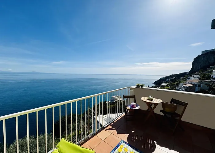 Yourhome - Casa Noemi Appartement *